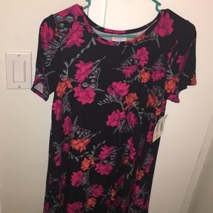 Beautiful LulaRoe Carly